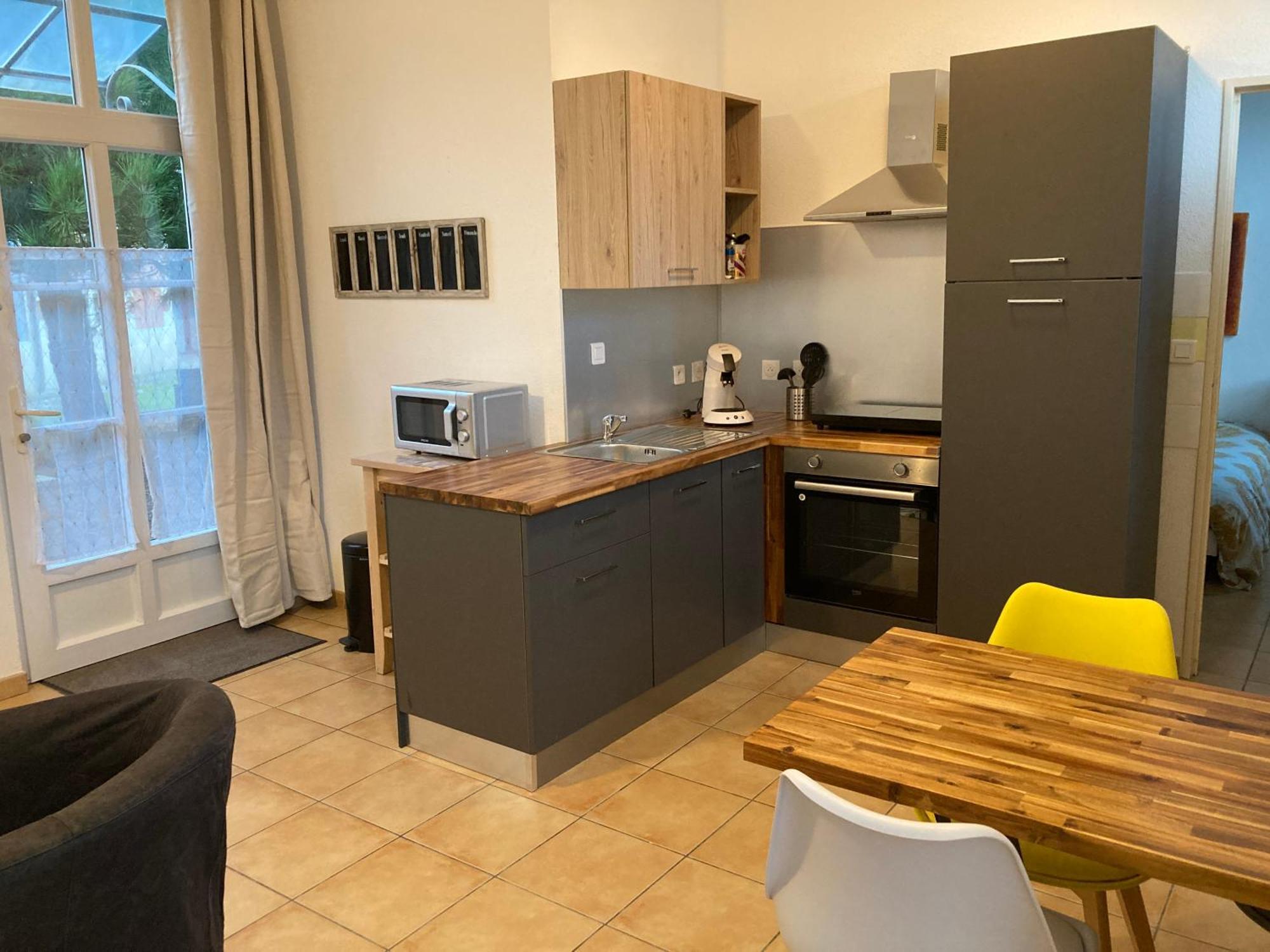 La Rosaire Apartment *